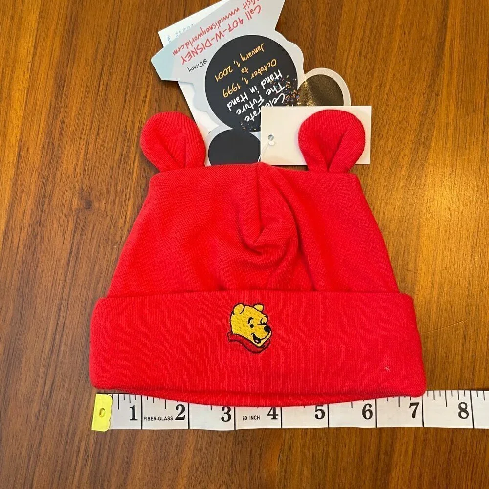 Vintage NWT Winnie the Pooh Infant Cap 2000's Disney Millennium Celebration
